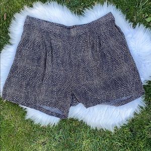 H & M shorts